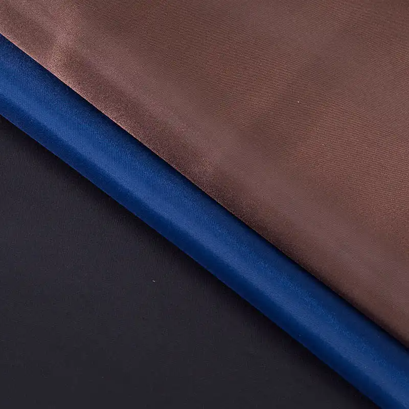 Quid est progressionem trend compositum polyester textilia sub environmental tutela requisitis?